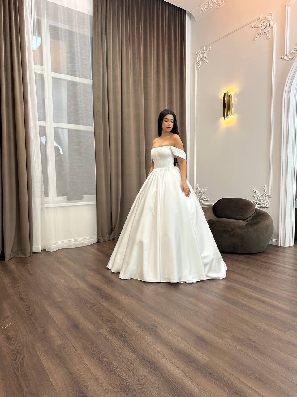 Classic Off-Shoulder Satin Wedding Dress | Elegant Princess Ball Gown in Ivory