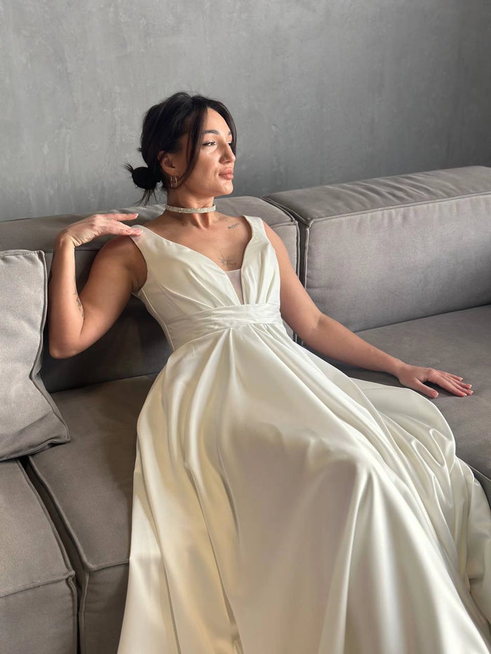 Minimalist Wedding Dress with Deep V-Neck | Fairytale Lace Corset | Satin Boho Bridal Gown