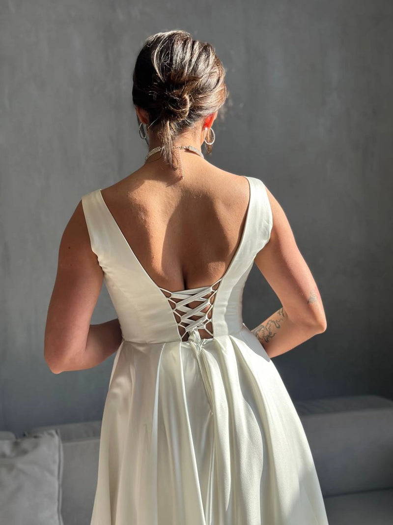 Minimalist Wedding Dress with Deep V-Neck | Fairytale Lace Corset | Satin Boho Bridal Gown