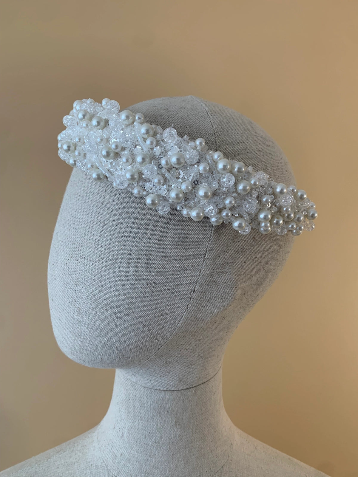 Bridal Pearl Hair Piece | White Pearl Wedding Headband | Elegant Hair Accessory for Bride