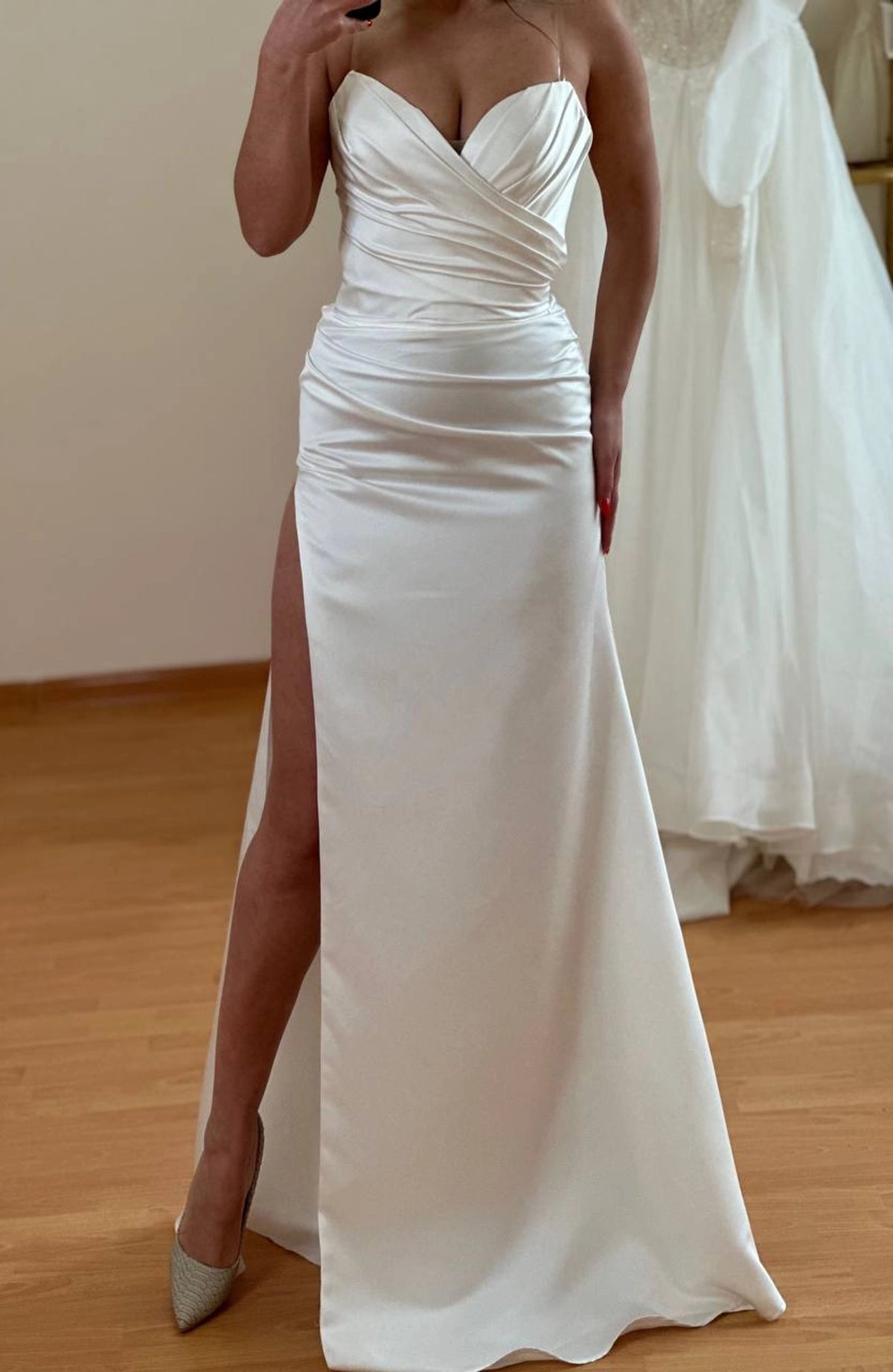 Ivory Wedding Dress in Pure Silk | Elegant Handmade Bridal Gown
