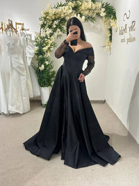 Elegant French Chantilly Lace Wedding Dress | Satin Bridal Gown with Lace Sleeves | Royal Long Sleeve Gown