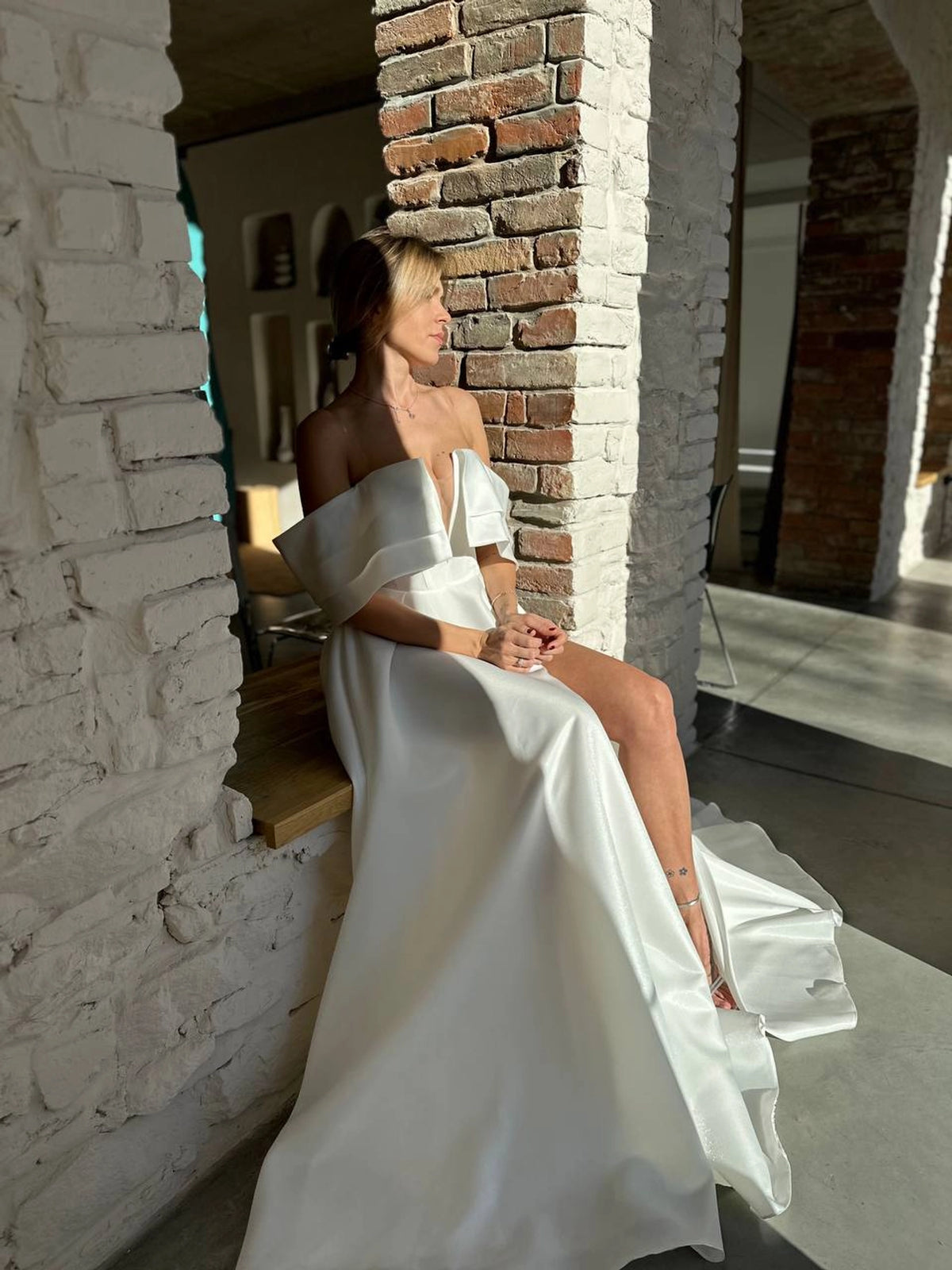 Architectural Wedding Dress with Draped Collar | Voluminous Skirt | Deep Neckline Bodice