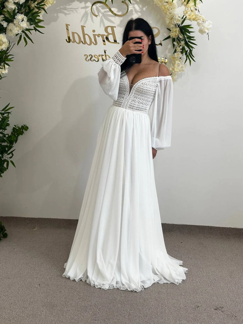 Geometric Lace Deep V-Neck Wedding Dress | Elegant A-Line Skirt