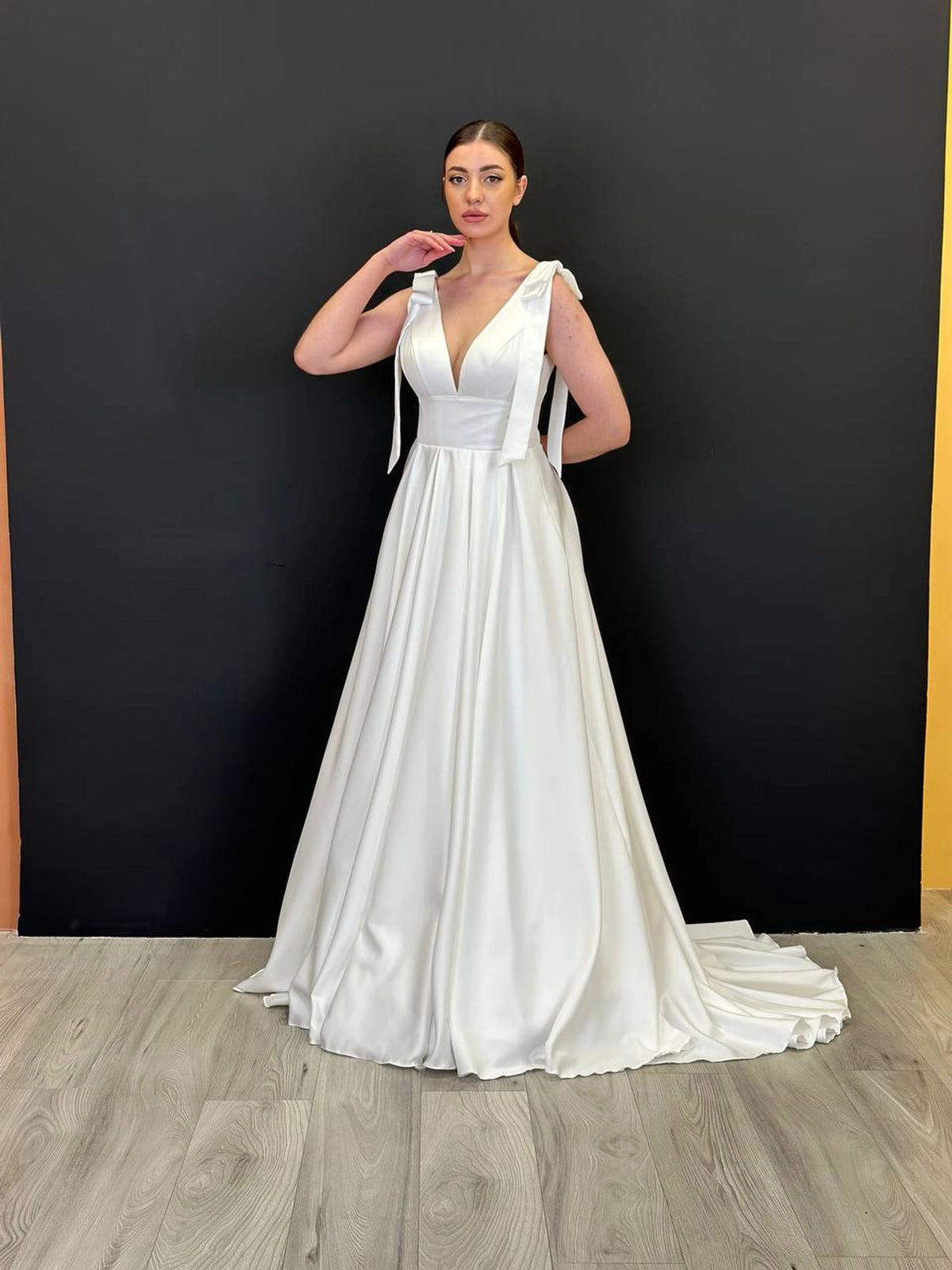 Royal Satin Wedding Dress with Train | Shoulder Bow Details | Elegant Minimalist Bridal Gown