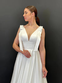 Royal Satin Wedding Dress with Train | Shoulder Bow Details | Elegant Minimalist Bridal Gown