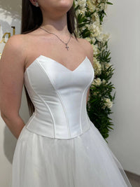 Wedding Corset in Mikado Fabric | Pulled-Back Detail | Stitched Seam Bridal Top | Elegant Wedding Attire