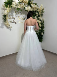 Wedding Corset in Mikado Fabric | Pulled-Back Detail | Stitched Seam Bridal Top | Elegant Wedding Attire