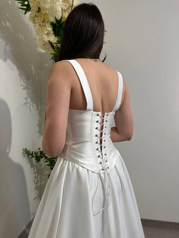 Bridal Corset in Mikado Fabric | Wedding Top with Pulled-Back Detail | Stitched Seam Corset